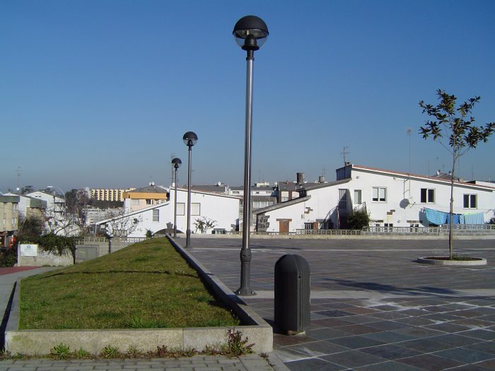 Urbes Streetlamp with adapters